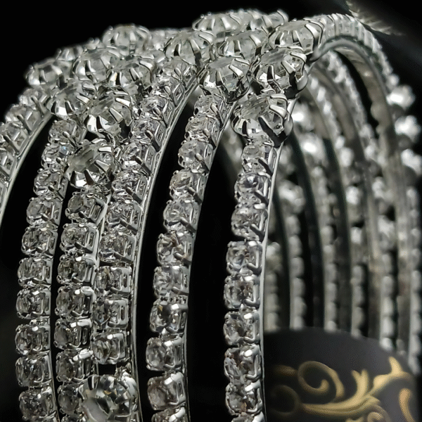 Luxury Diamond Bracelet for Ladies